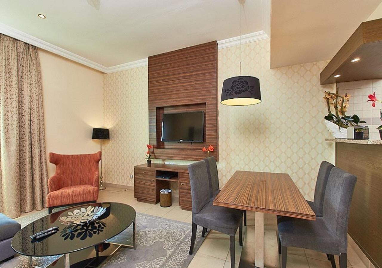 Mughal Suites Rás al-Chajma Exteriér fotografie
